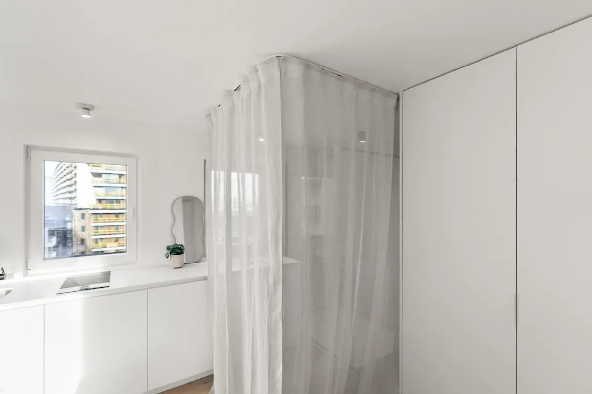 Trendy Studio With Seaside Patio Ostend