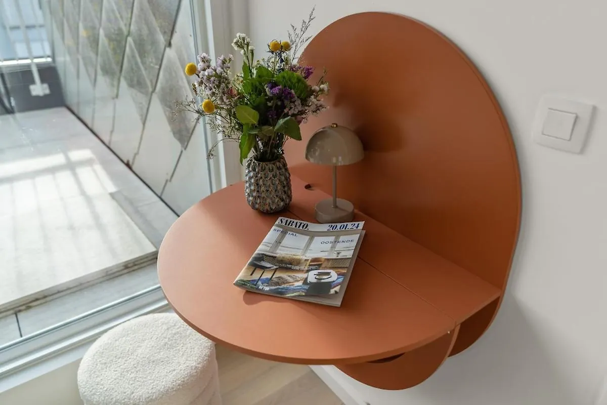 Trendy Studio With Seaside Patio Ostende 0*,